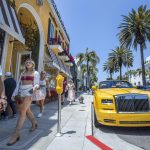 BEVERLY HILLS, CA-MAY 17, 2023: Pedestrians make their way along Rodeo Dr. In Beverly Hills. The proposed Cheval Blanc hotel would be located at the intersection of Rodeo Dr. and Santa Monica Blvd. (Mel Melcon / Los Angeles Times)